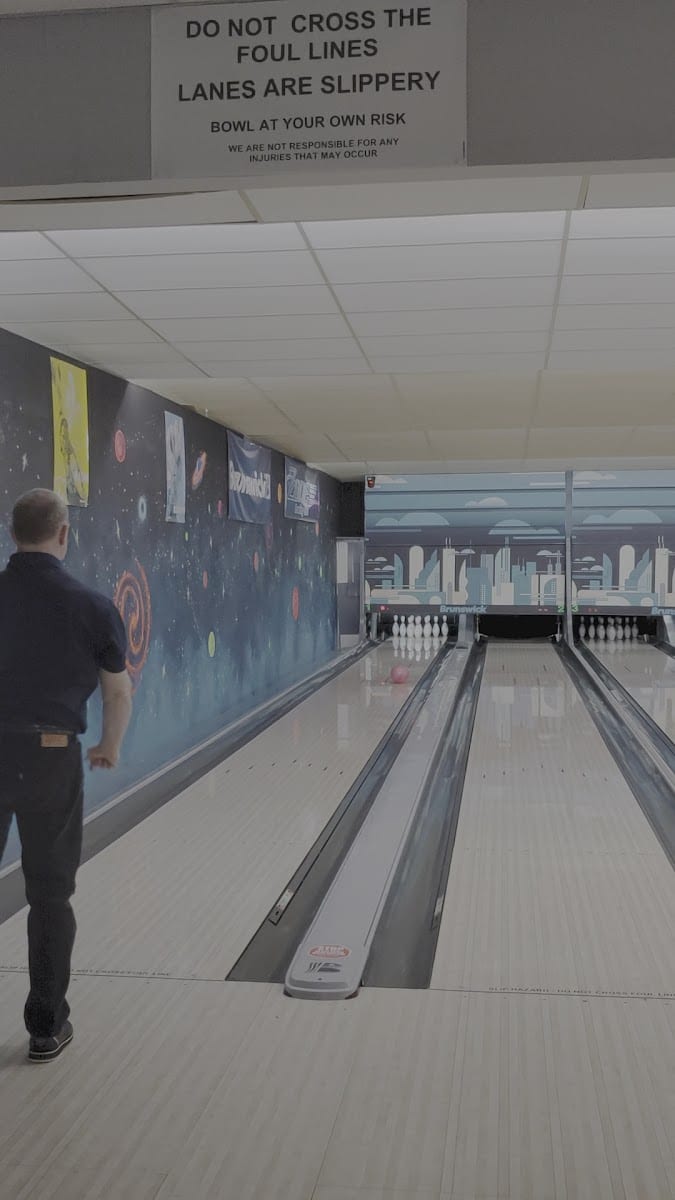 Richmond Hill Pro Bowl (Bowling) Yonge St, photo 3