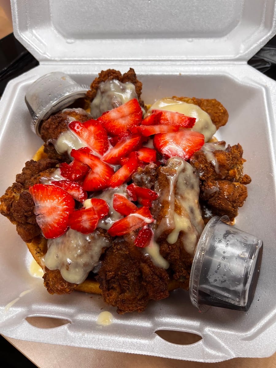 Ceci's Chicken & Waffles, photo 2