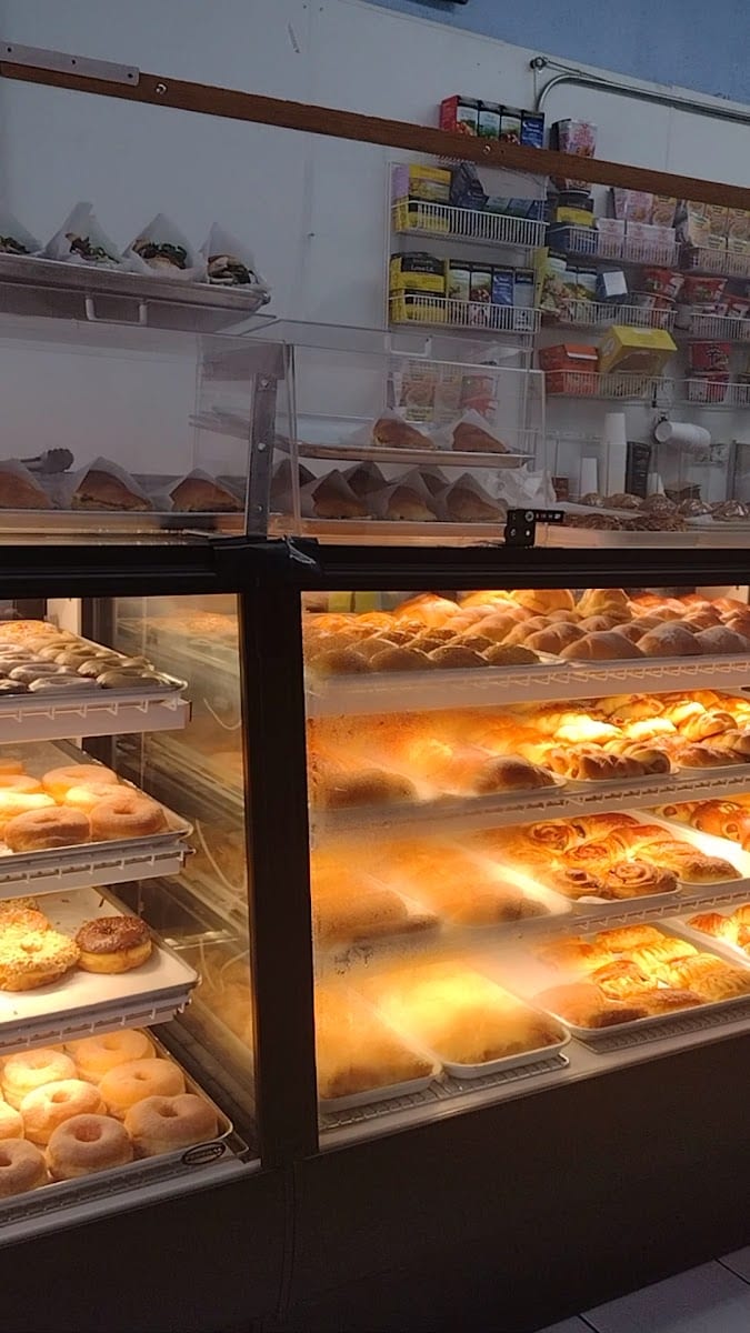 Grand Mission Donuts & Bakery, photo 2