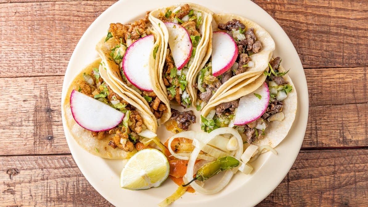 Corona's Taqueria Y Mas