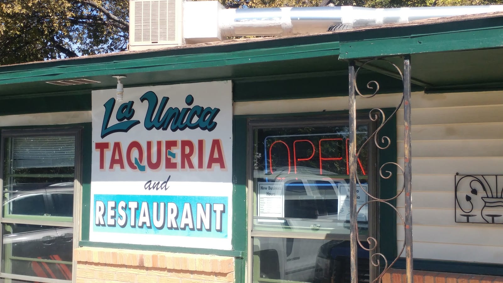 La Unica Taqueria & Restaurant