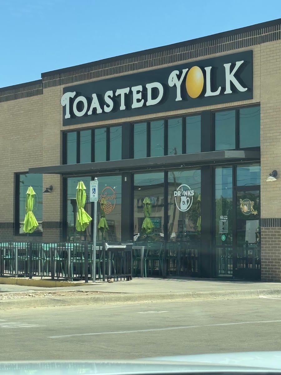 The Toasted Yolk Cafe, photo 2