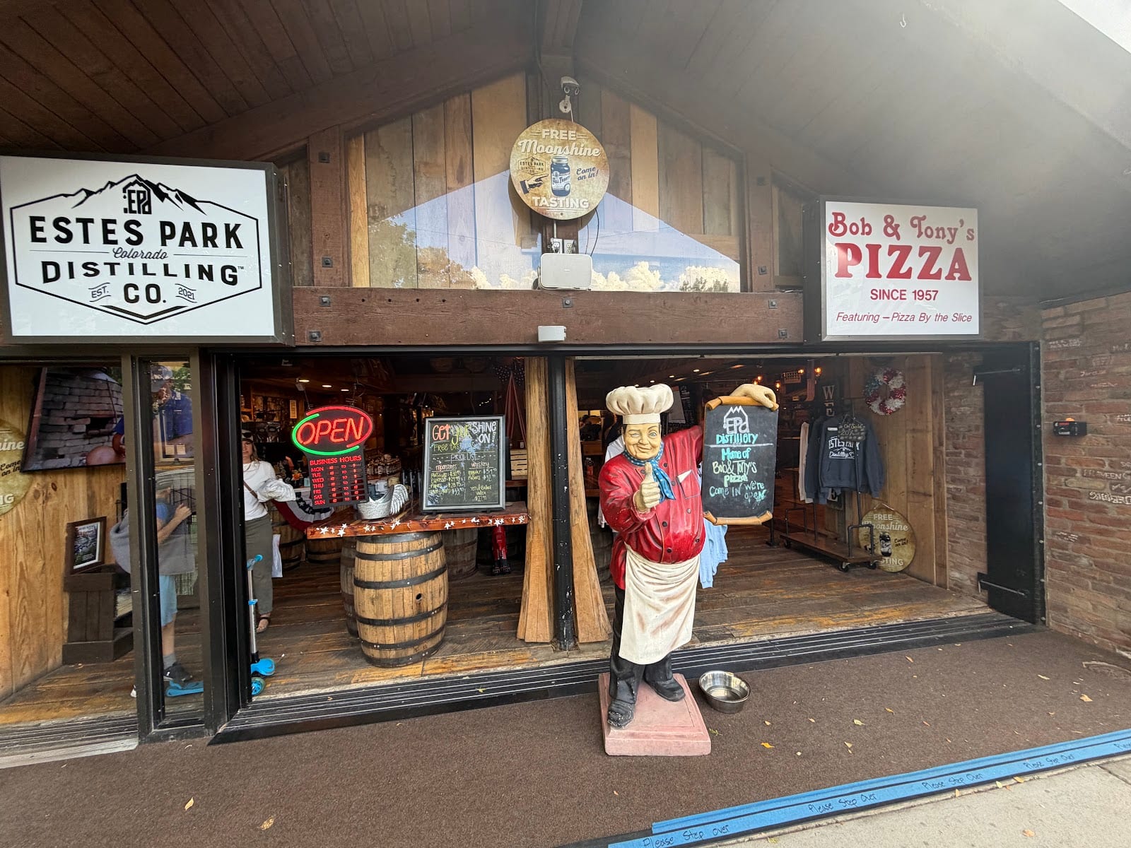 Bob & Tonys Pizza, photo 2