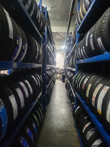 CALISTOGA TIRE AND WHEELS, photo 4