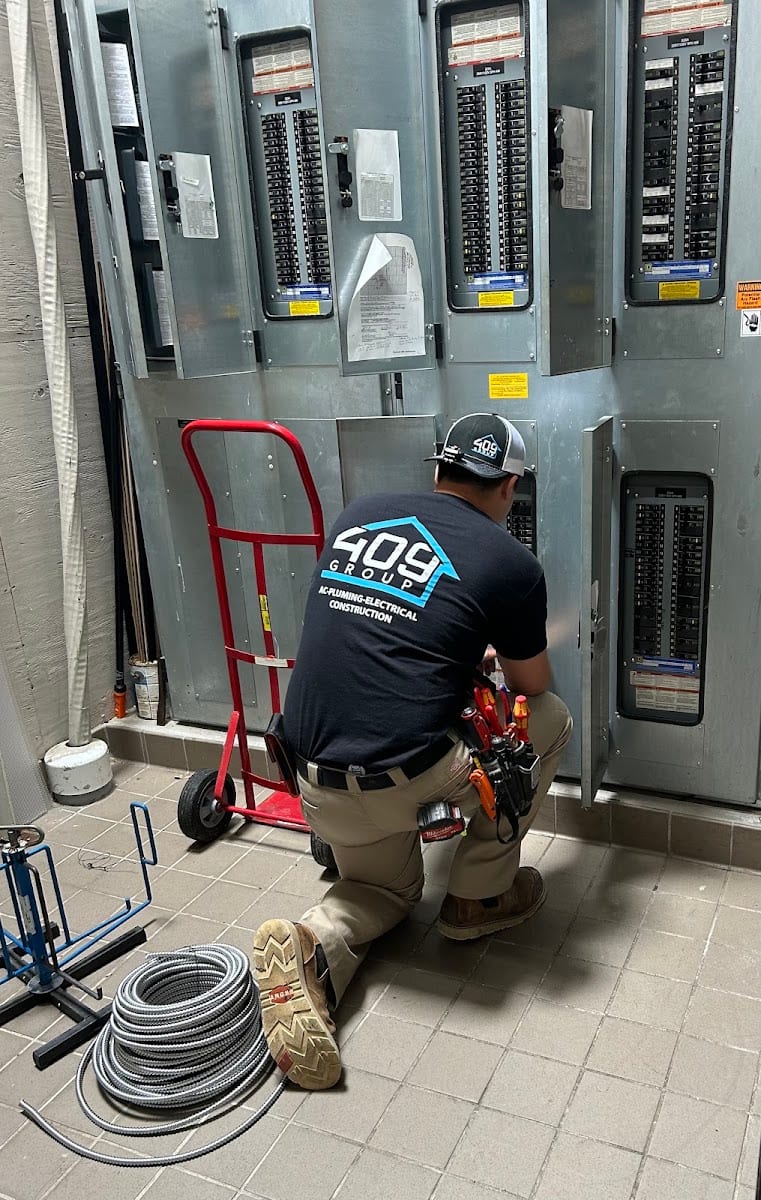 409 Group A/C-Plumbing-Electrical-Construction, photo 2
