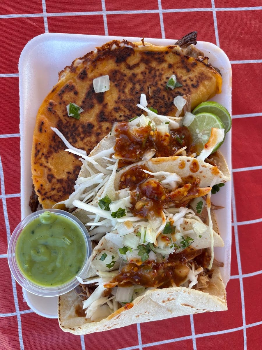 Carnitas Los Reyes Tucson, photo 3