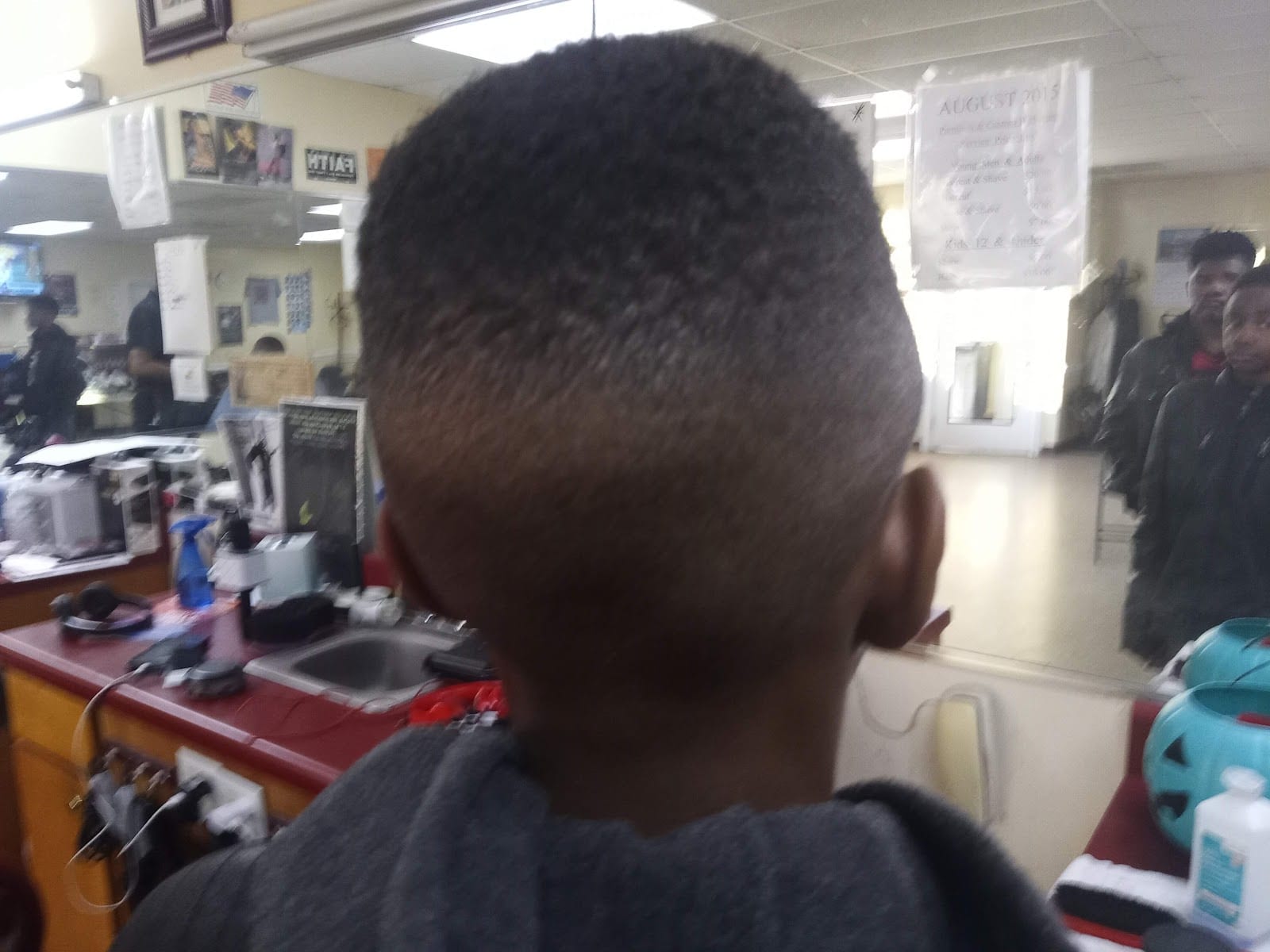 J R Barber & Salon, photo 2