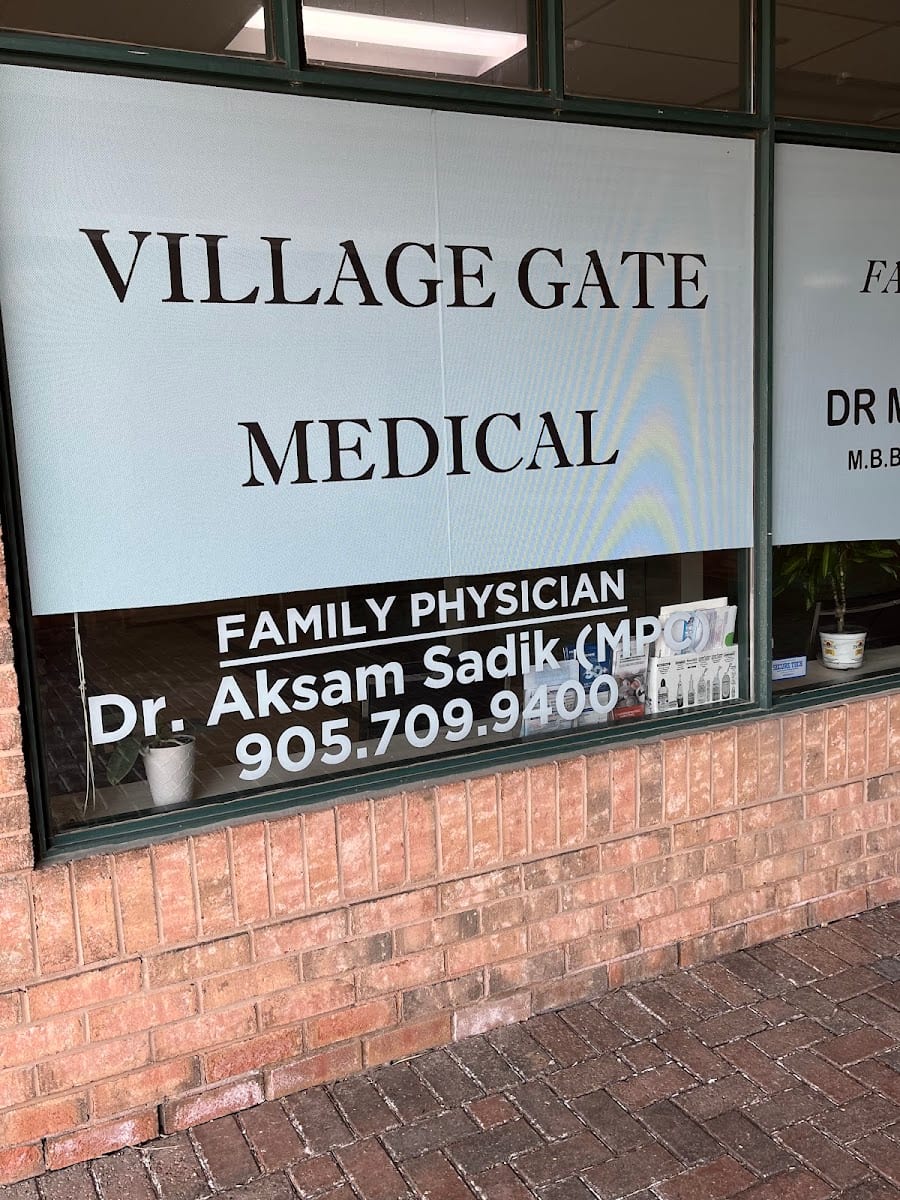 Dr.Aksam Sadik Family Physician