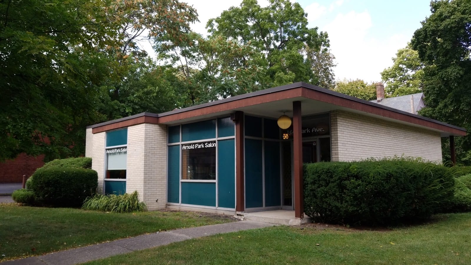 Arnold Park Salon