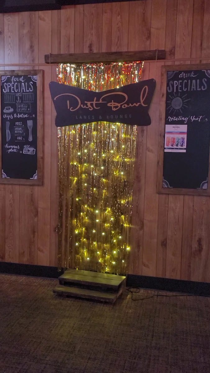 Dust Bowl Lanes and Lounge, photo 3