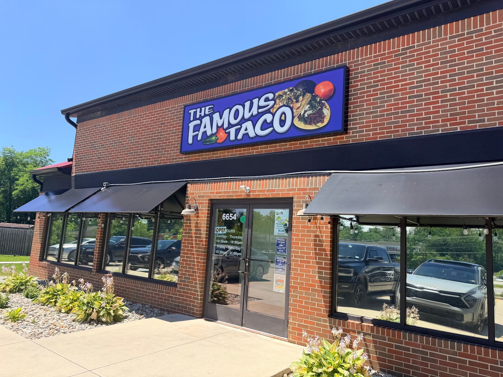 The Famous Taco – Jefferson Blvd, photo 3