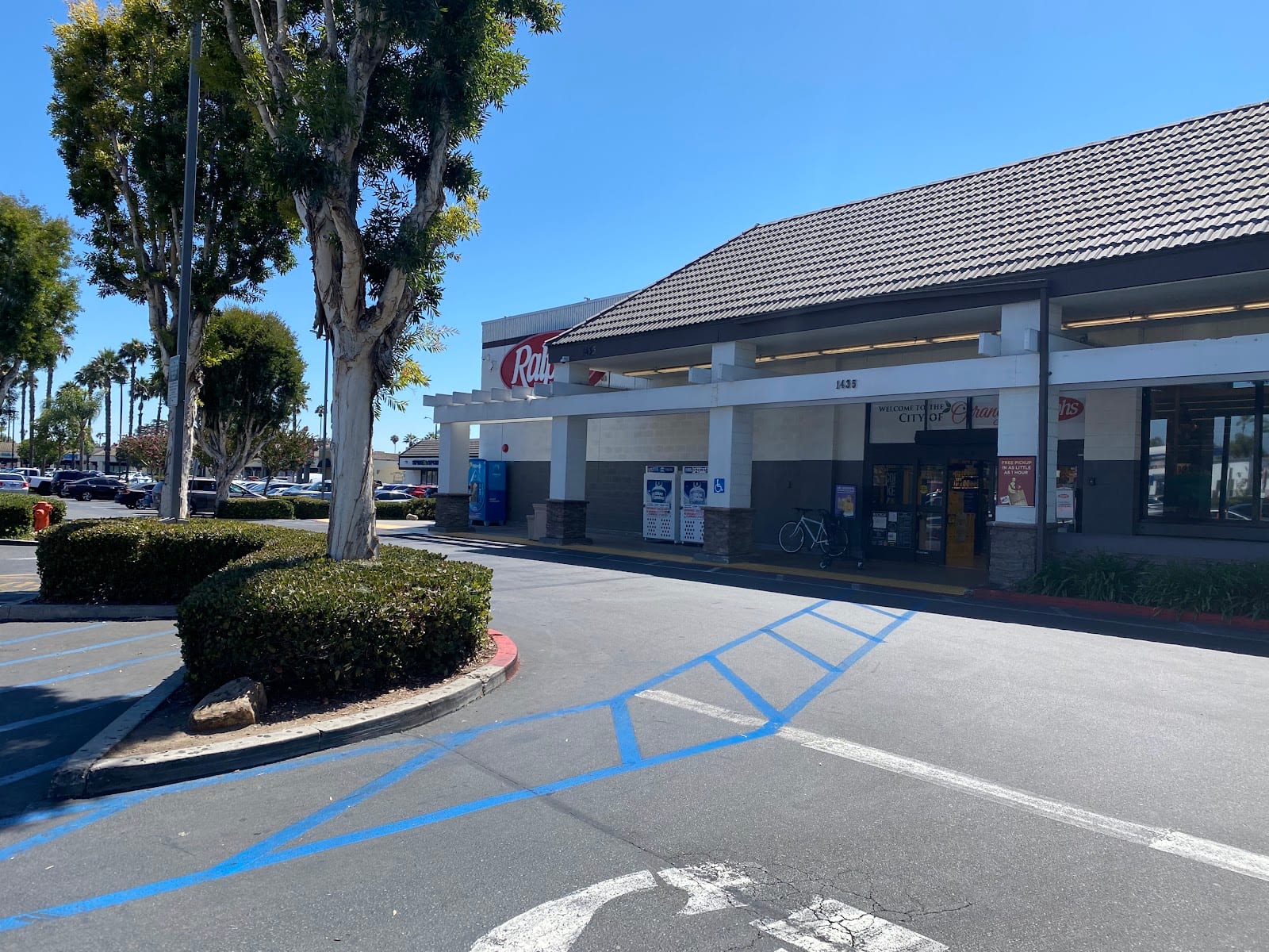 Ralphs, photo 3