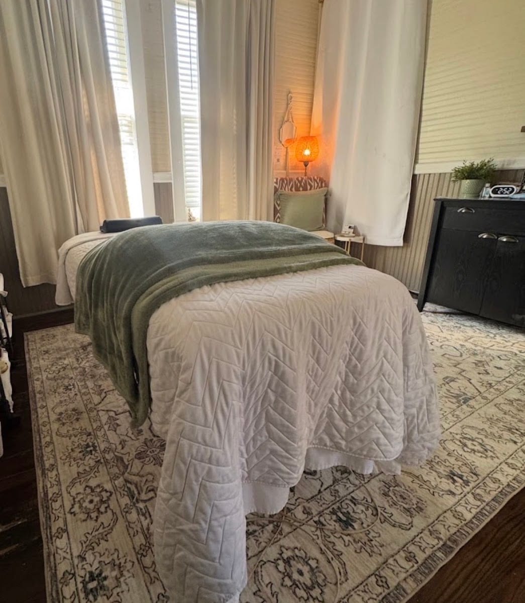 Rose massage and spa