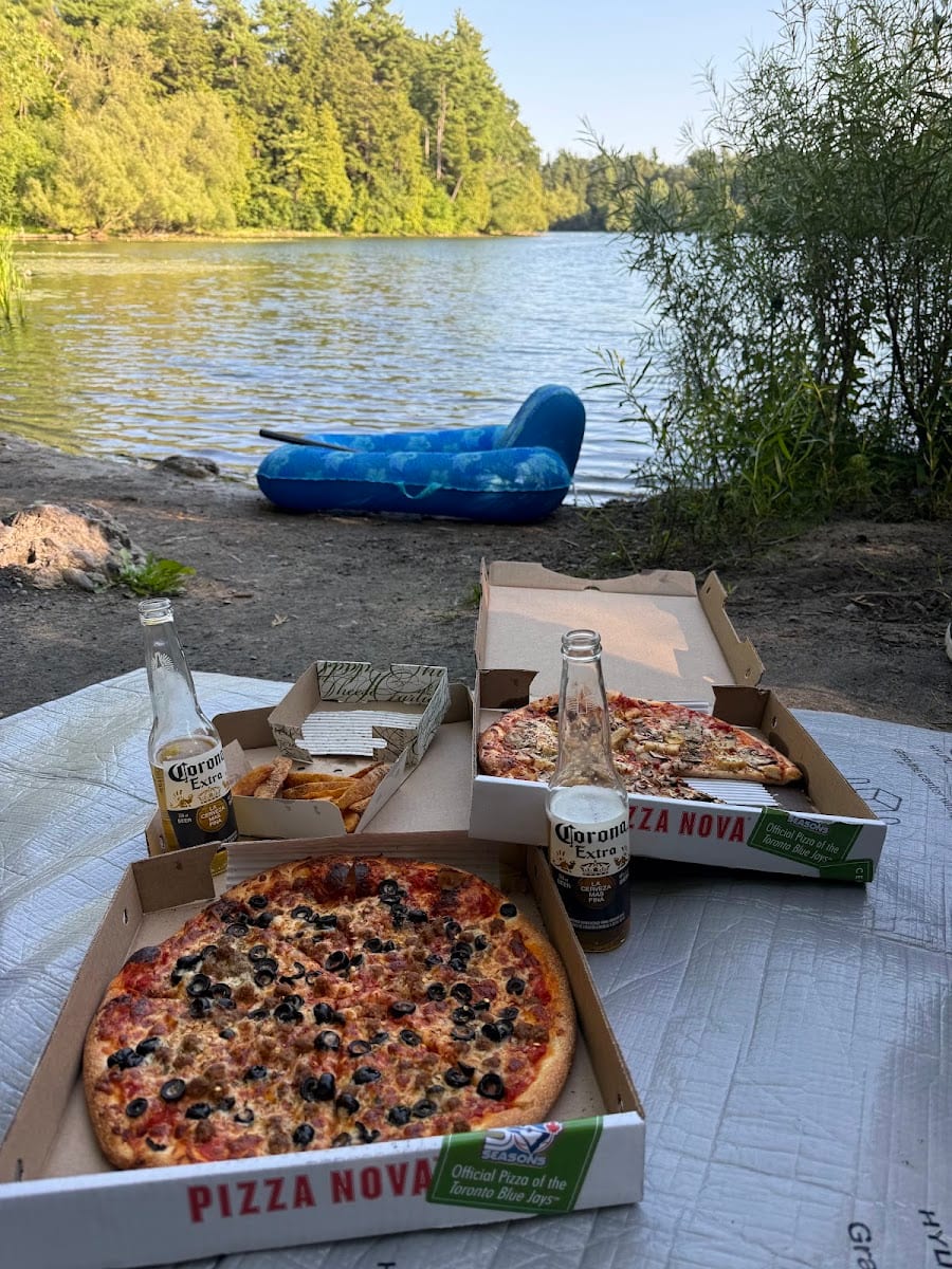 Pizza Nova