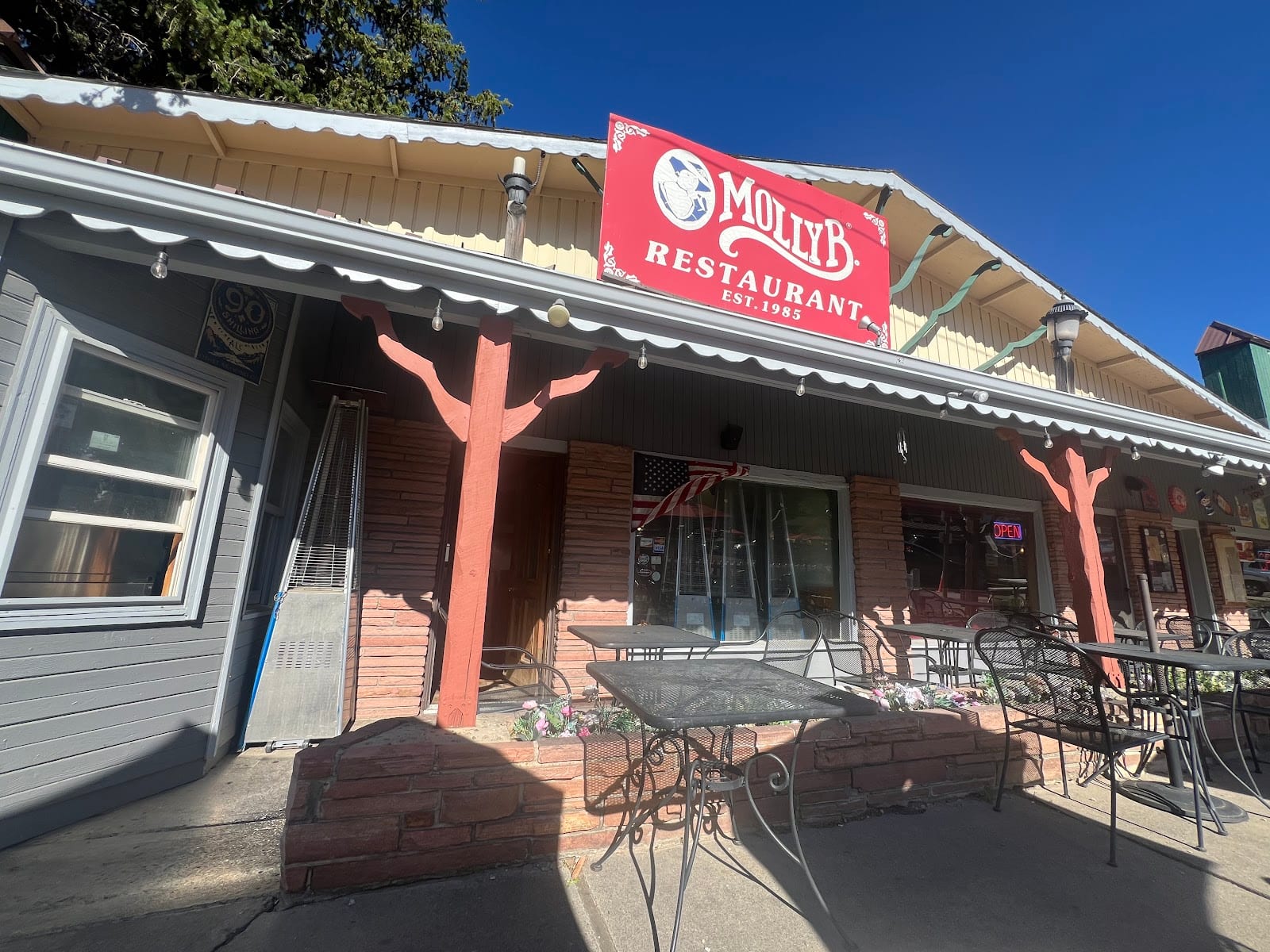 MollyB Restaurant, photo 2