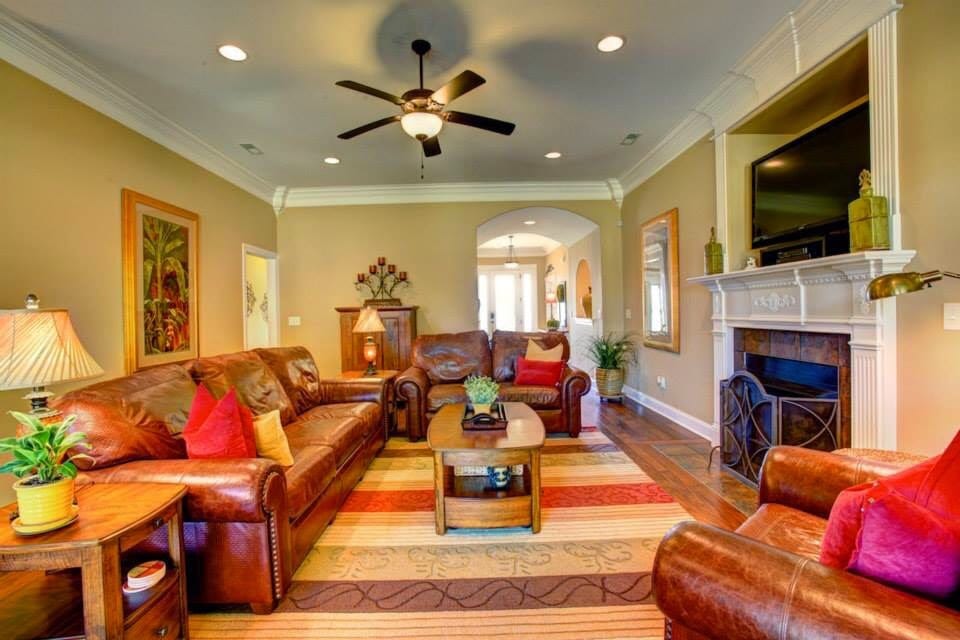 Holly McDonald & Co Keller Williams Realty, photo 4