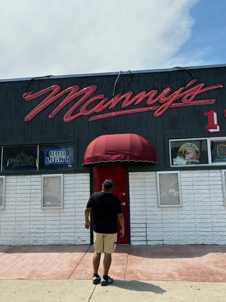 Manny's Again, photo 3