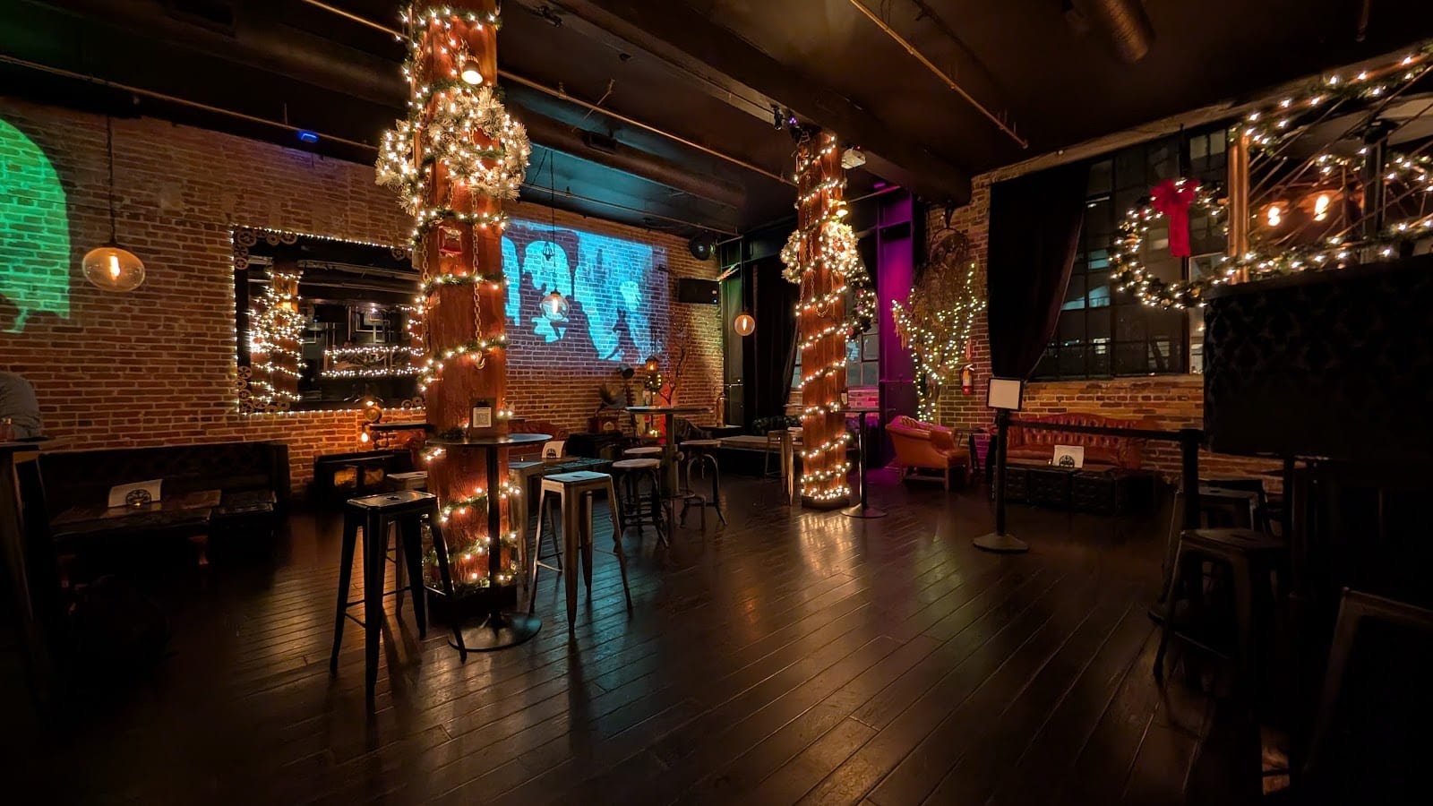 Alchemist Bar & Lounge, photo 4