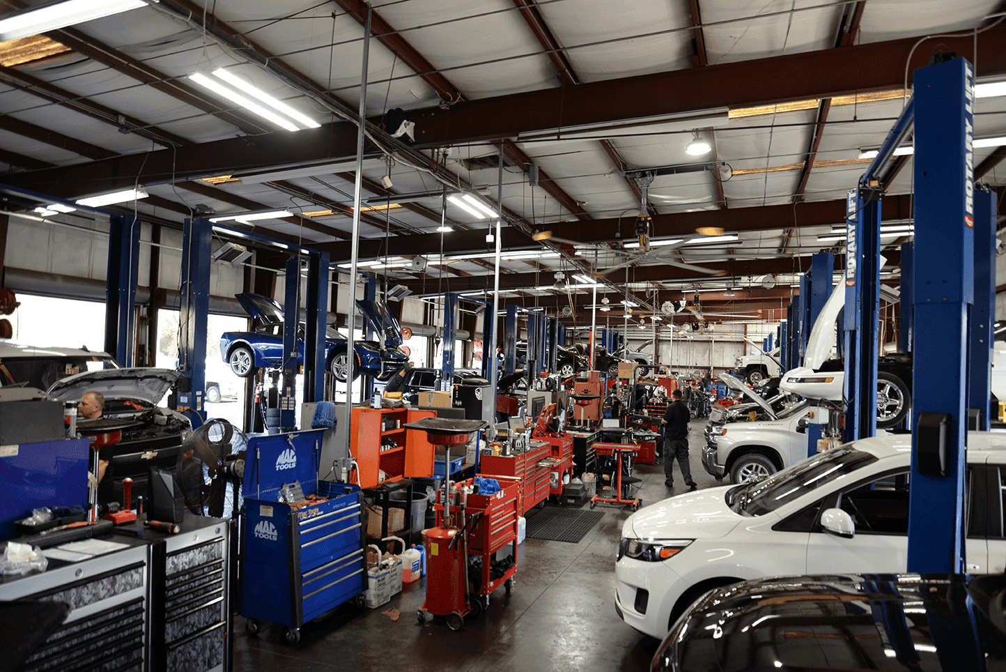 Chevrolet Service Center