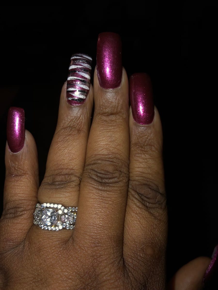 Hollywood Salon Nails, photo 2