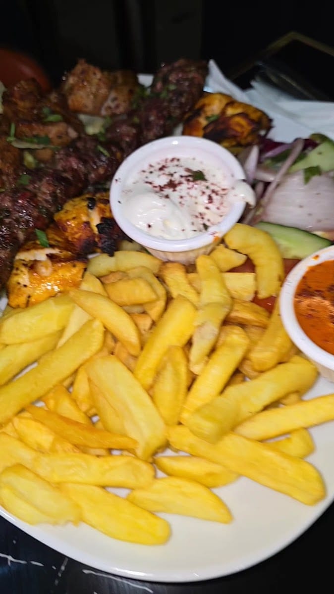 Yalla Beirut, Lebanese Restaurant, Tower Hill, photo 3