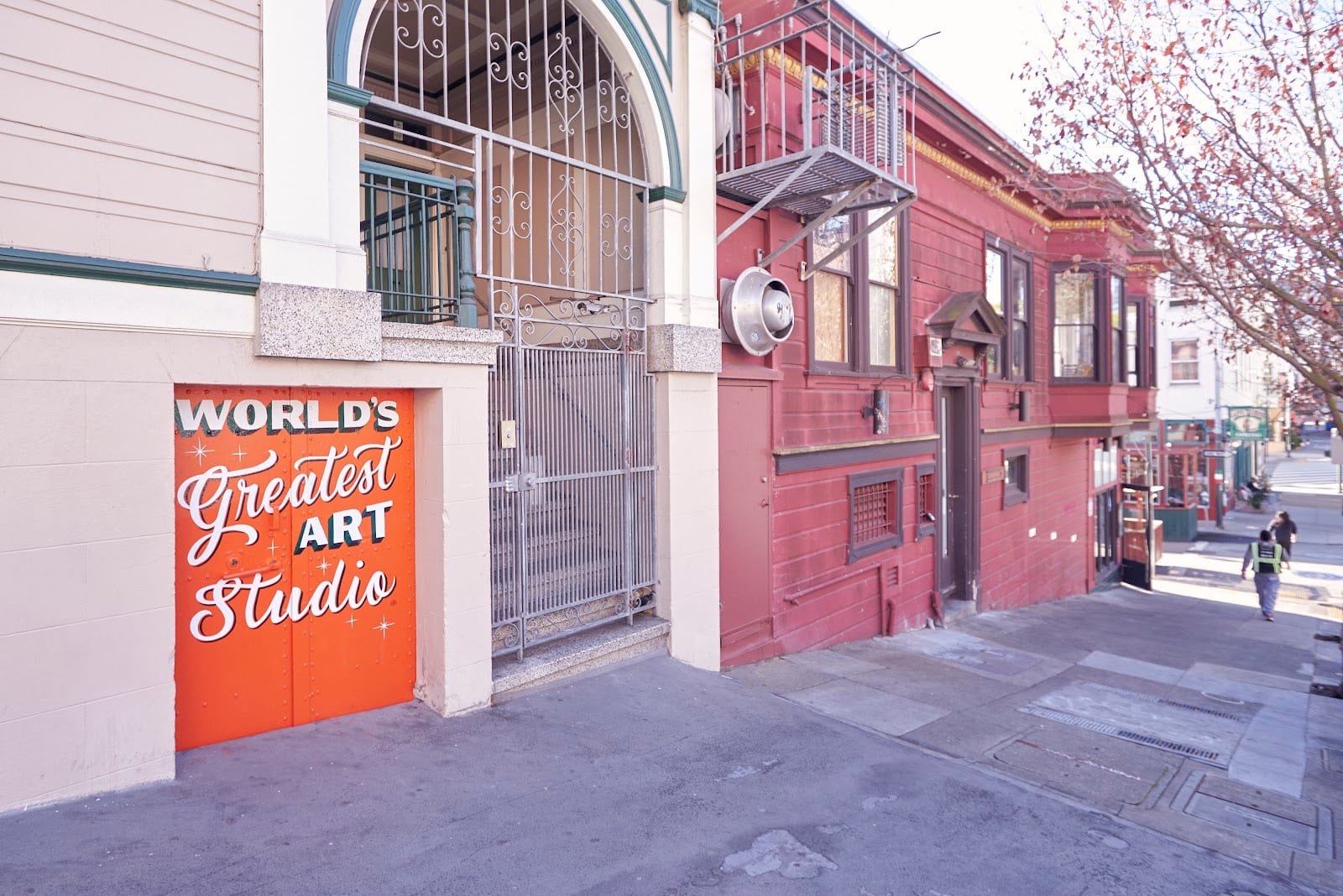 World’s Greatest Art Studio, photo 3
