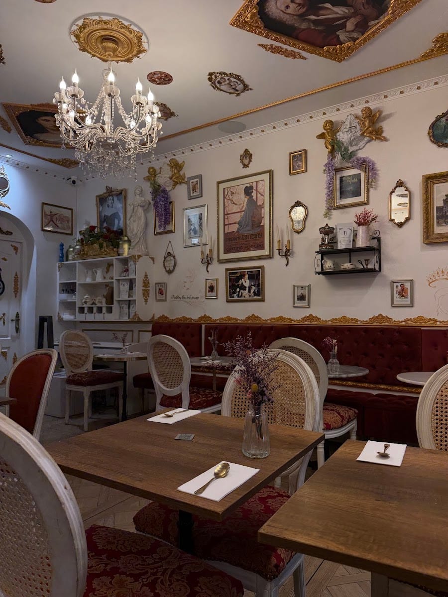 Violetta et Alfredo - Salon de thé