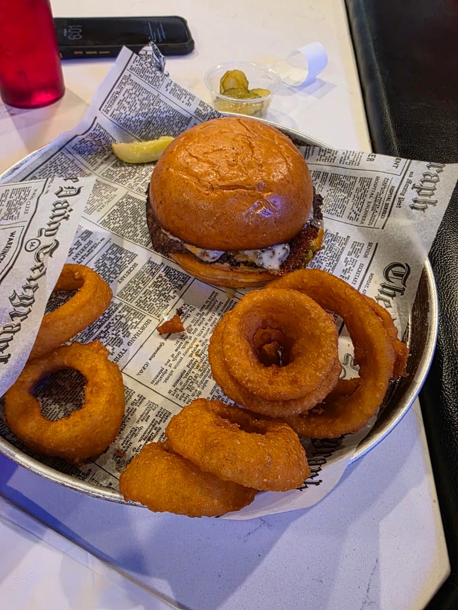 Johnny Mac's Sports Bar & Grill - Cedar City, photo 4