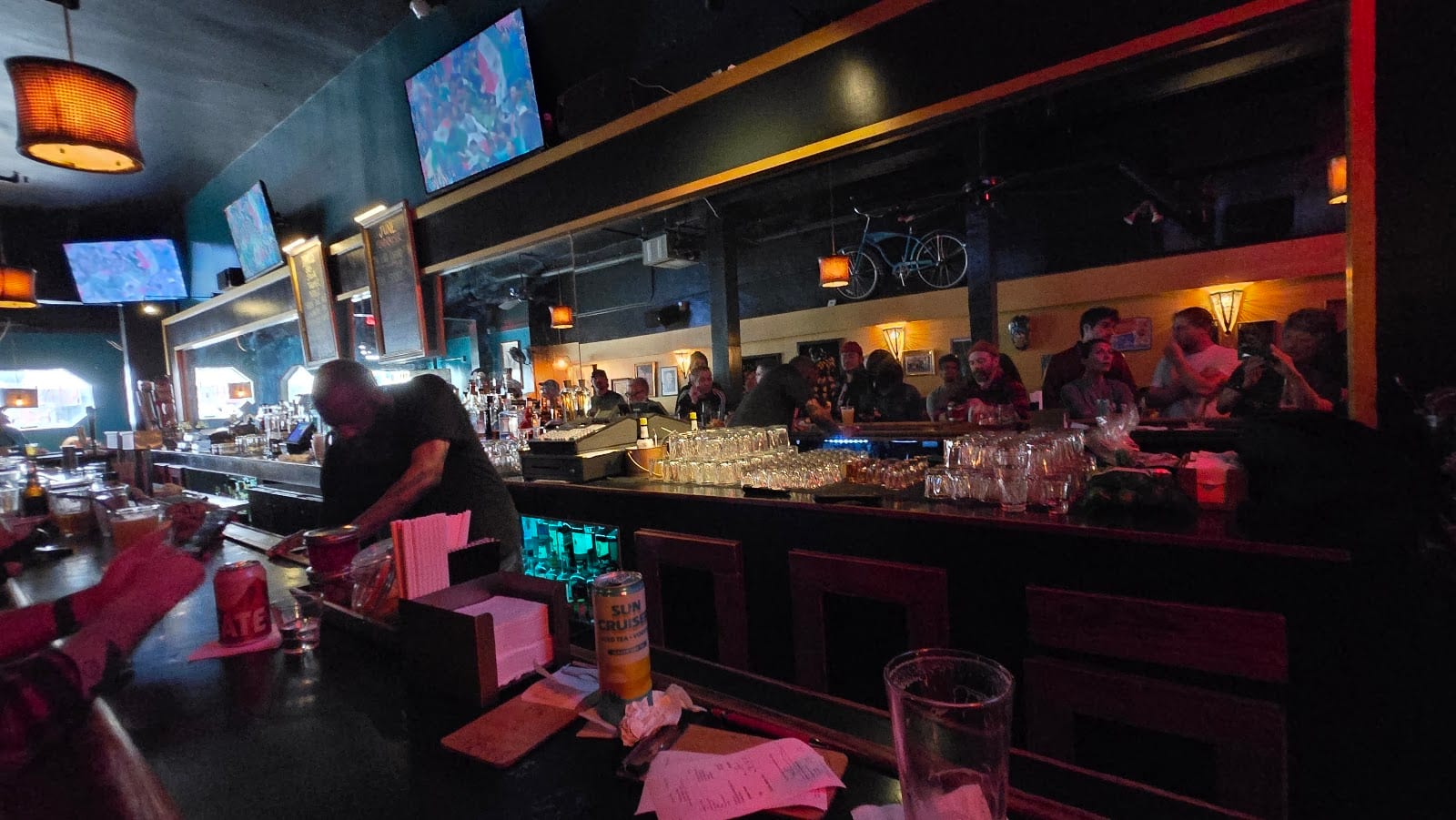 Mission Bar, photo 2