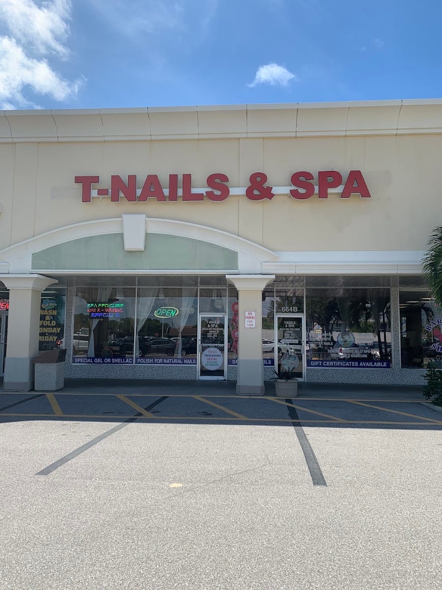 T Nails & Spa