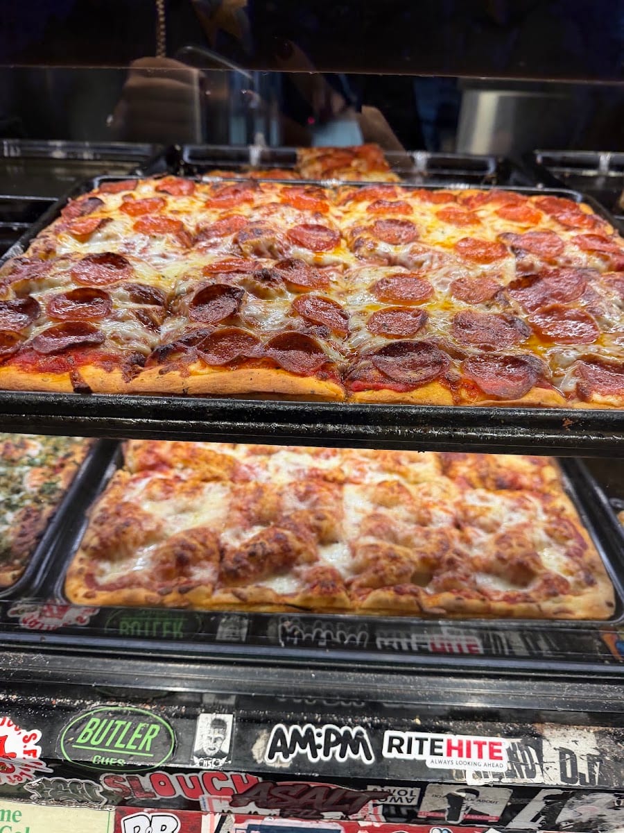 Golden Boy Pizza, photo 4