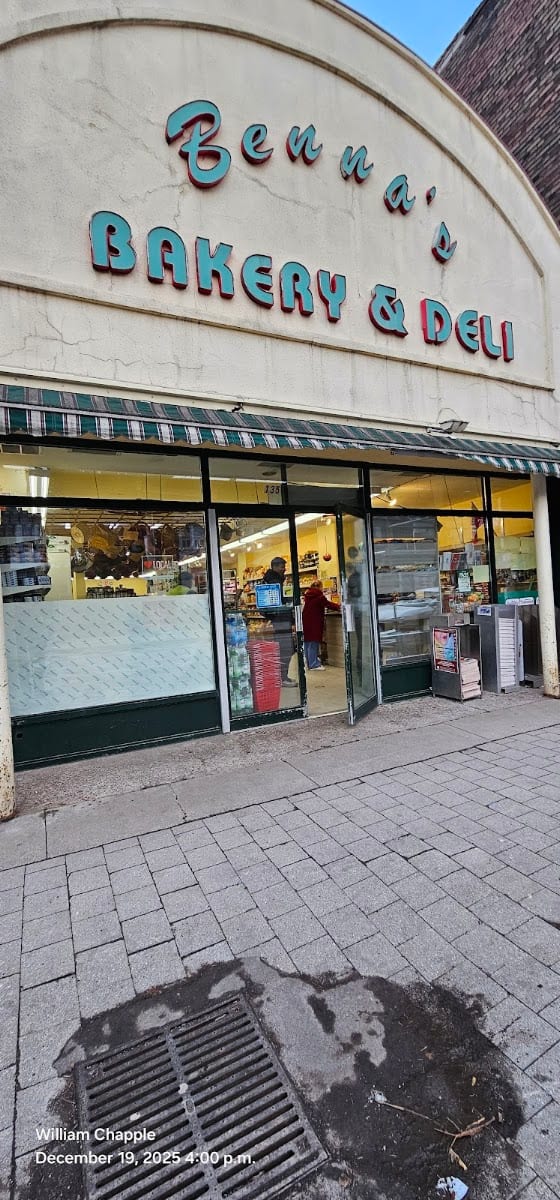 Benna's Bakery & Deli, photo 2