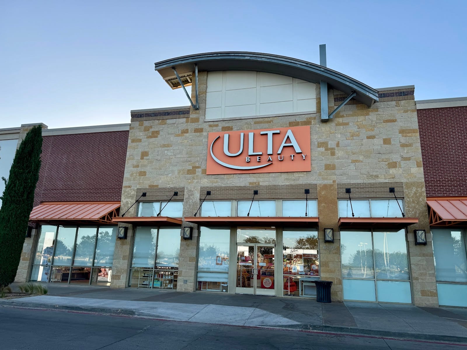 Ulta Beauty, photo 2