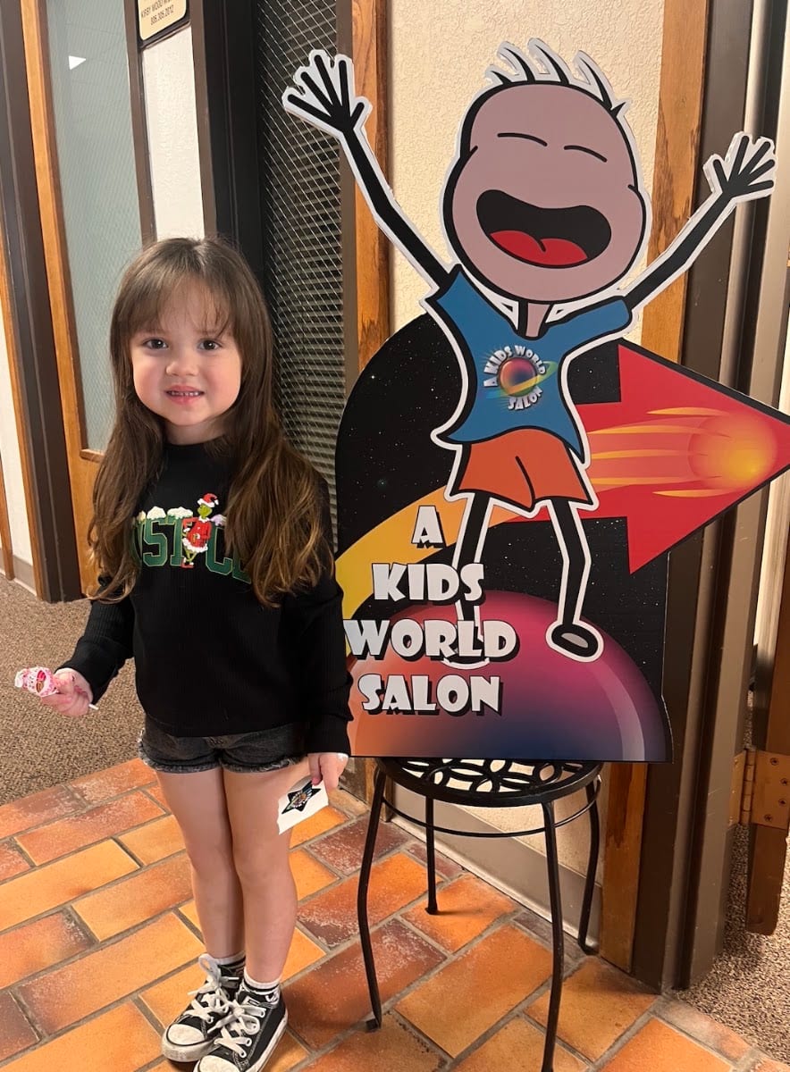 A Kids World Salon, photo 3