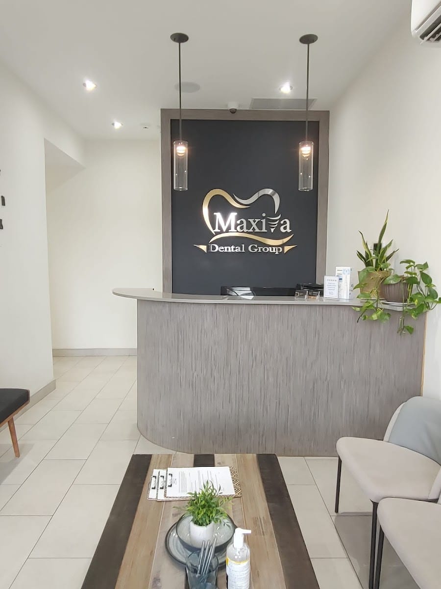 Maxilla Dental Clinic - Yonge & Finch, photo 2