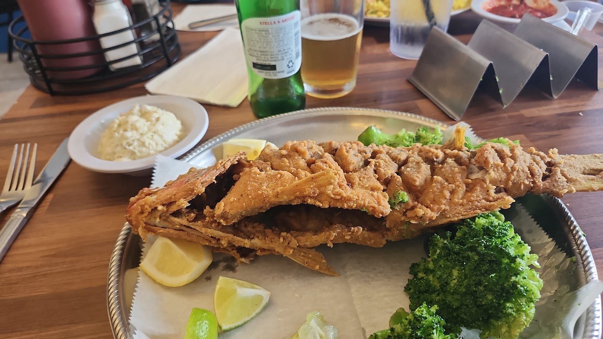 Brother's Fish House, photo 4