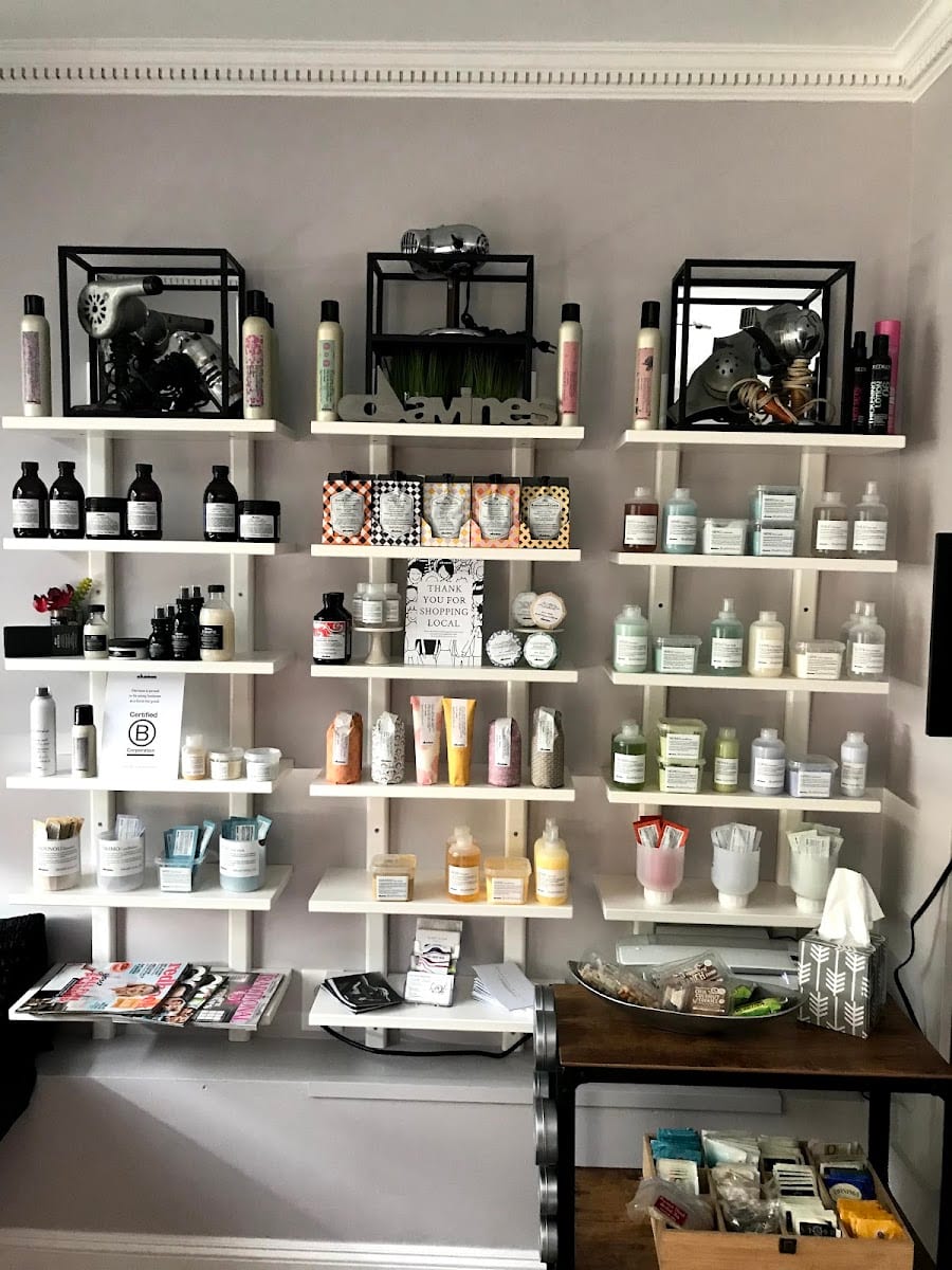 Lavish Hair & Make Up Studio, photo 4