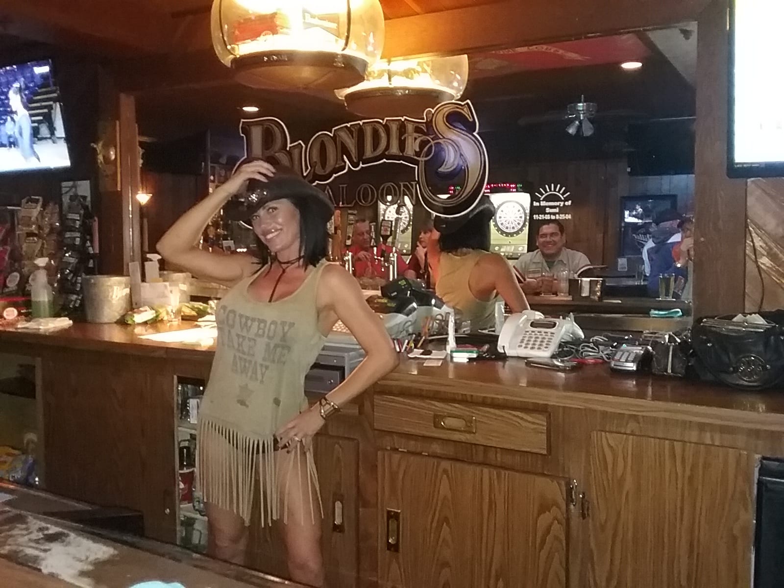 Blondie's Saloon, photo 3