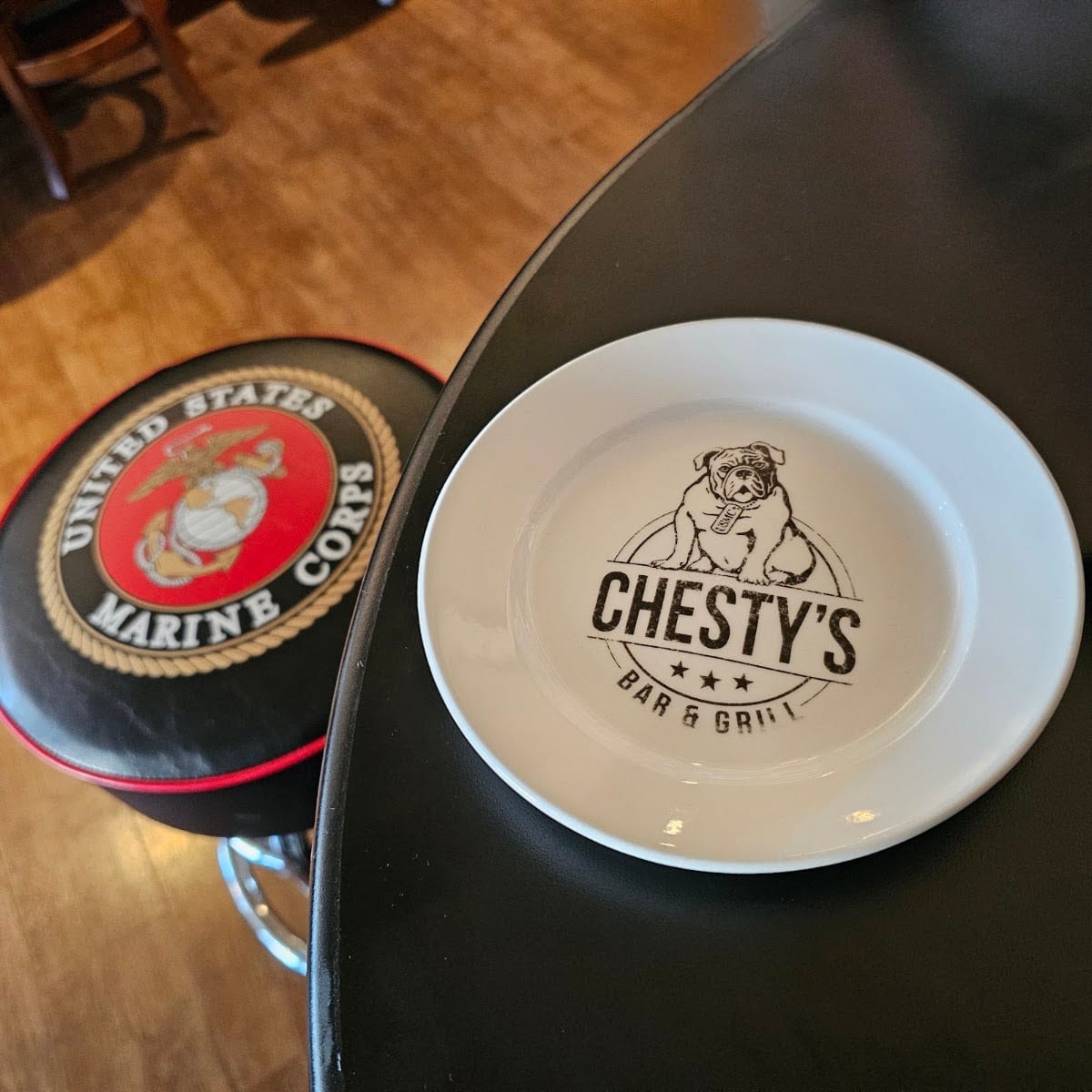 Chesty's Bar, photo 3