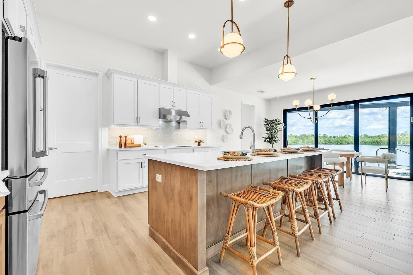 Savannah Zarris | Savvy Realtors | SWFL Real Estate Team