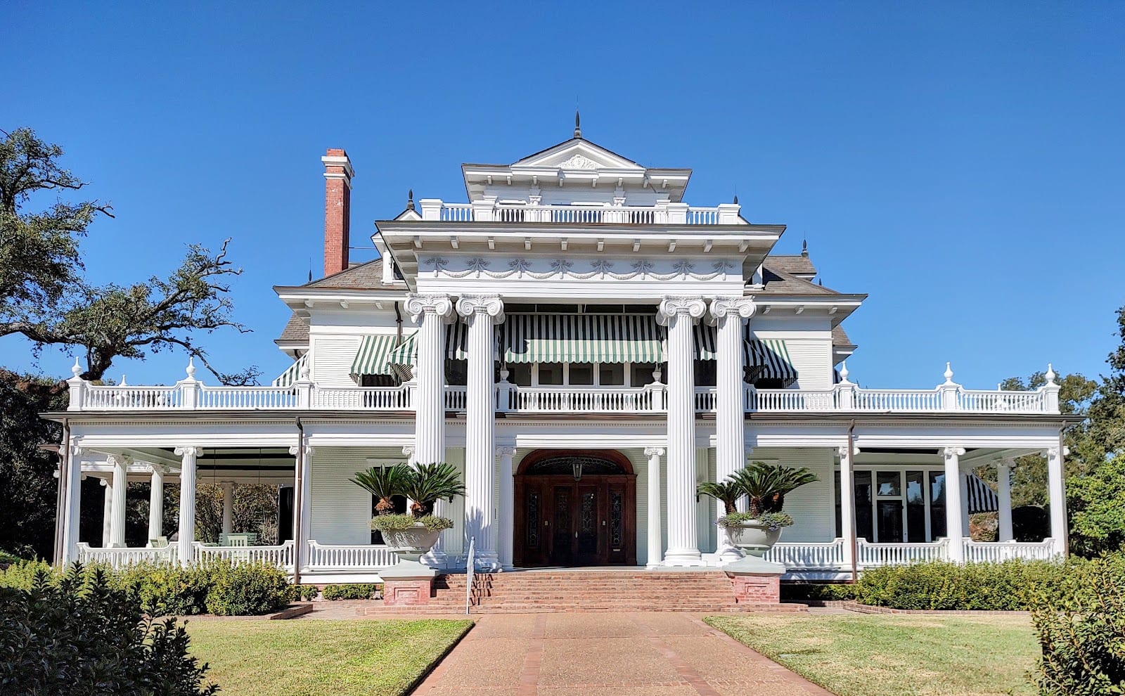 The McFaddin-Ward House Historic Museum