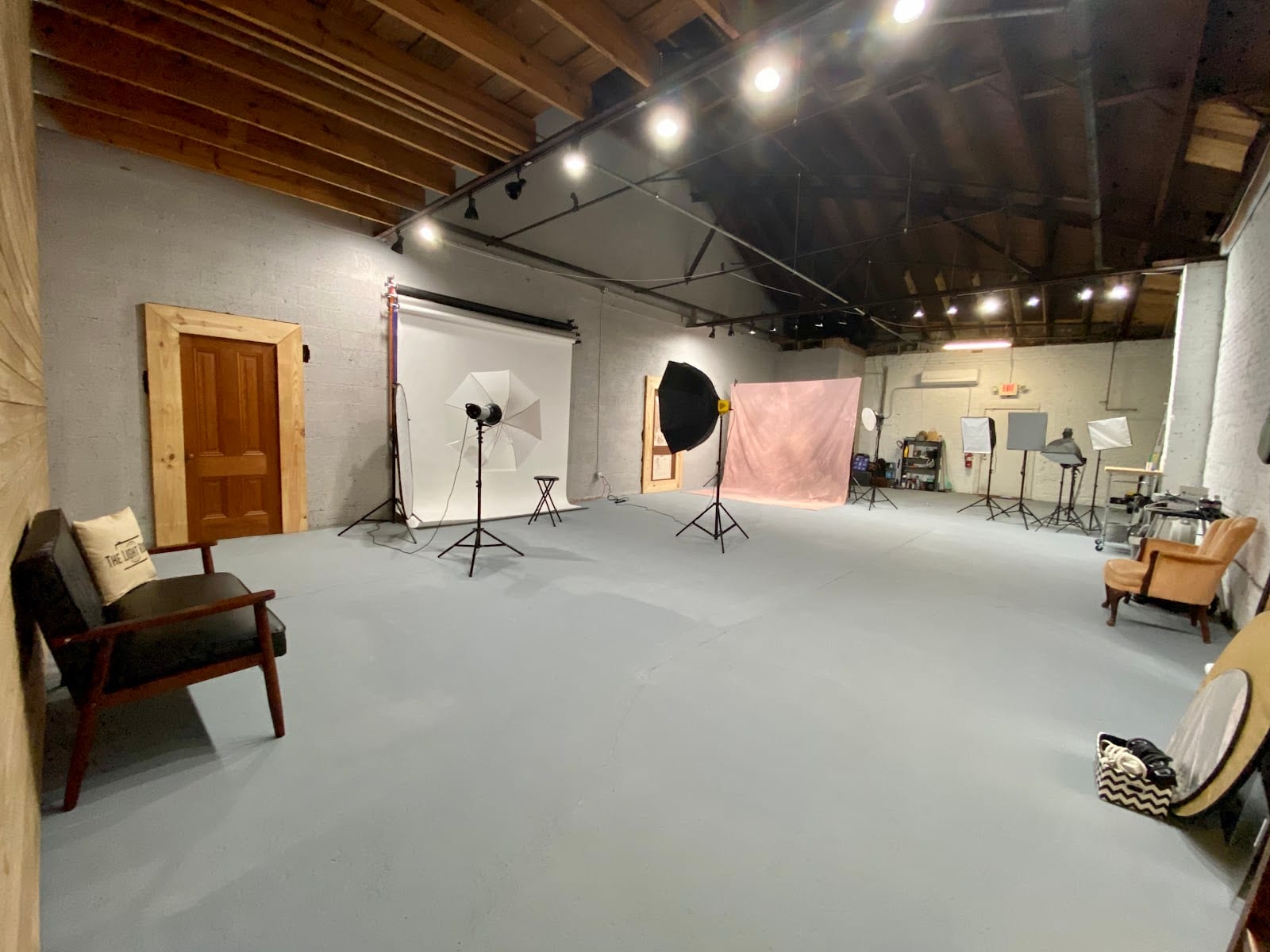The Light Room, photo 2
