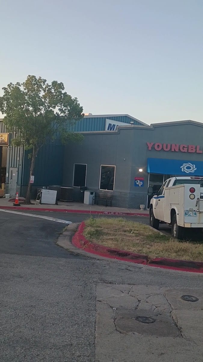 Youngblood Automotive, photo 4