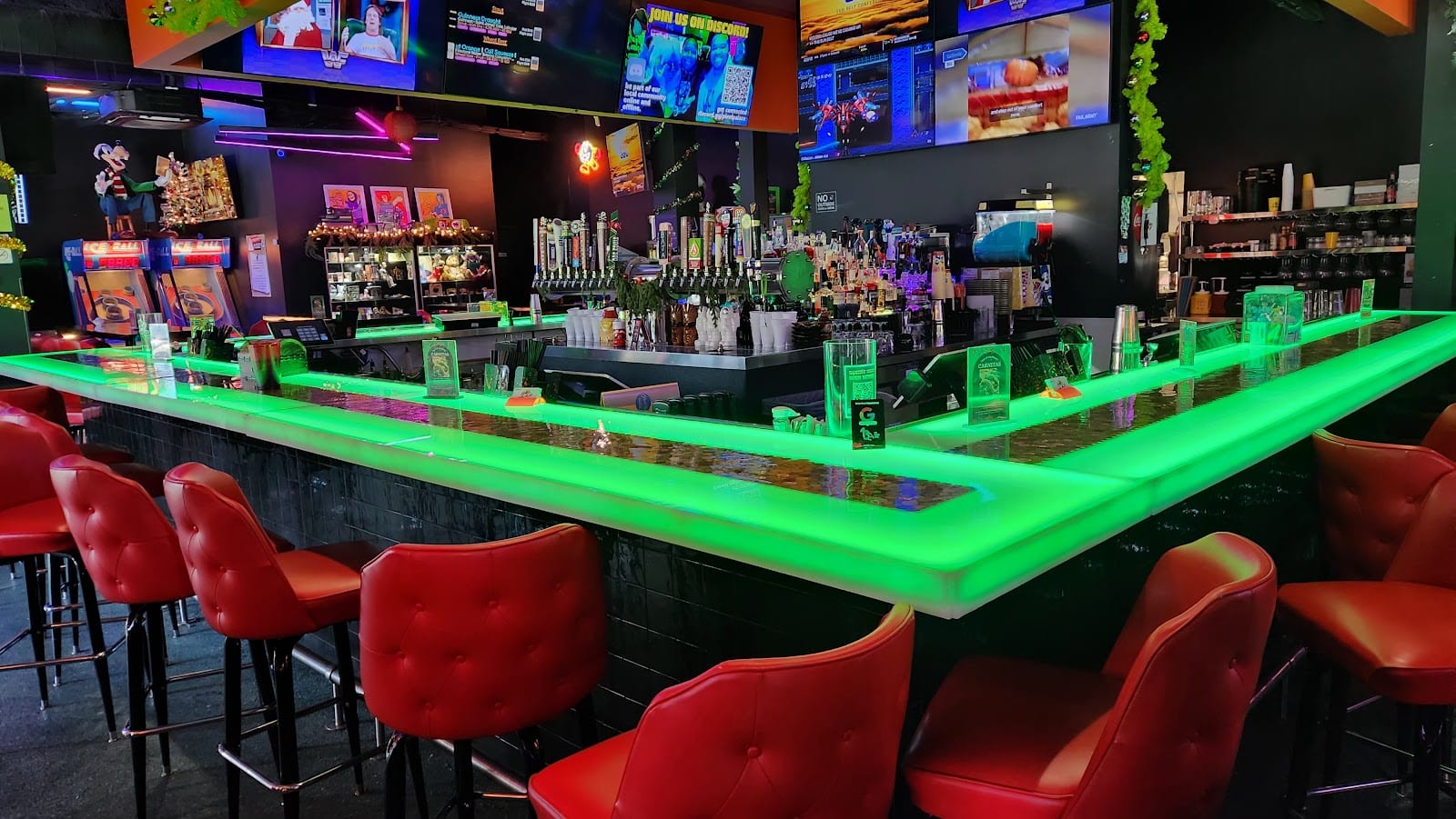 Pixel Palace Arcade & Bar, photo 4