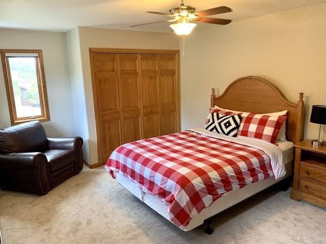 Large Mountain home with HOT TUB, arcade, frisbee golf, and more!