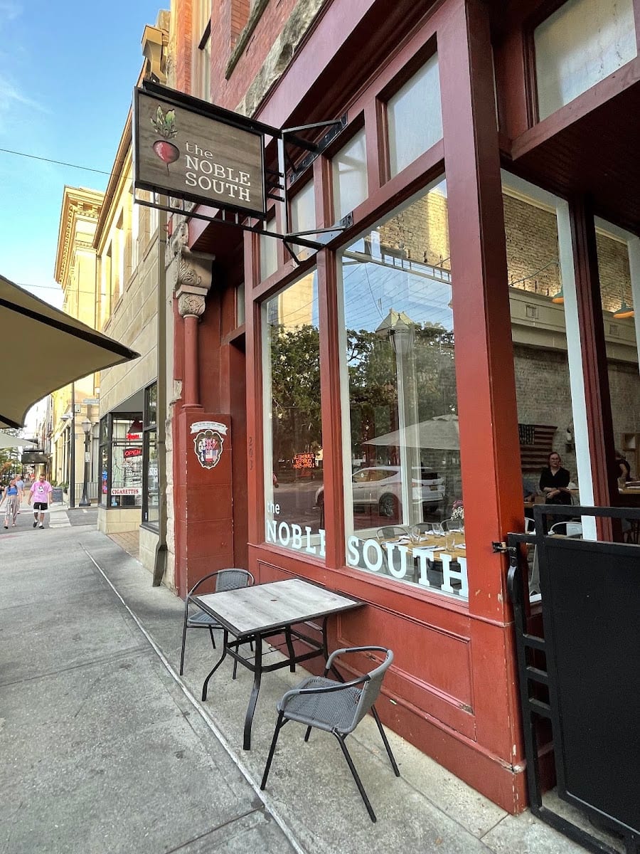 The Noble South, photo 2