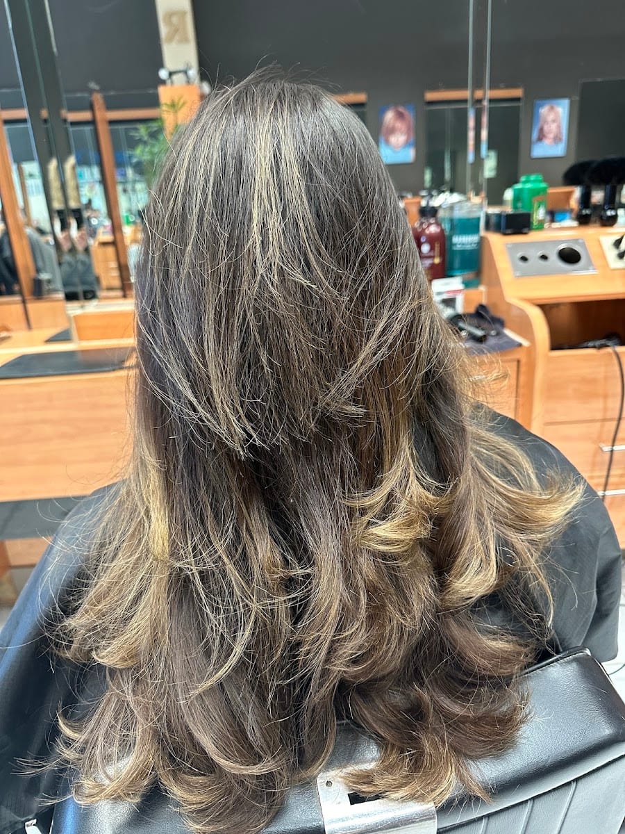 Roberto's Supercuts & Salon
