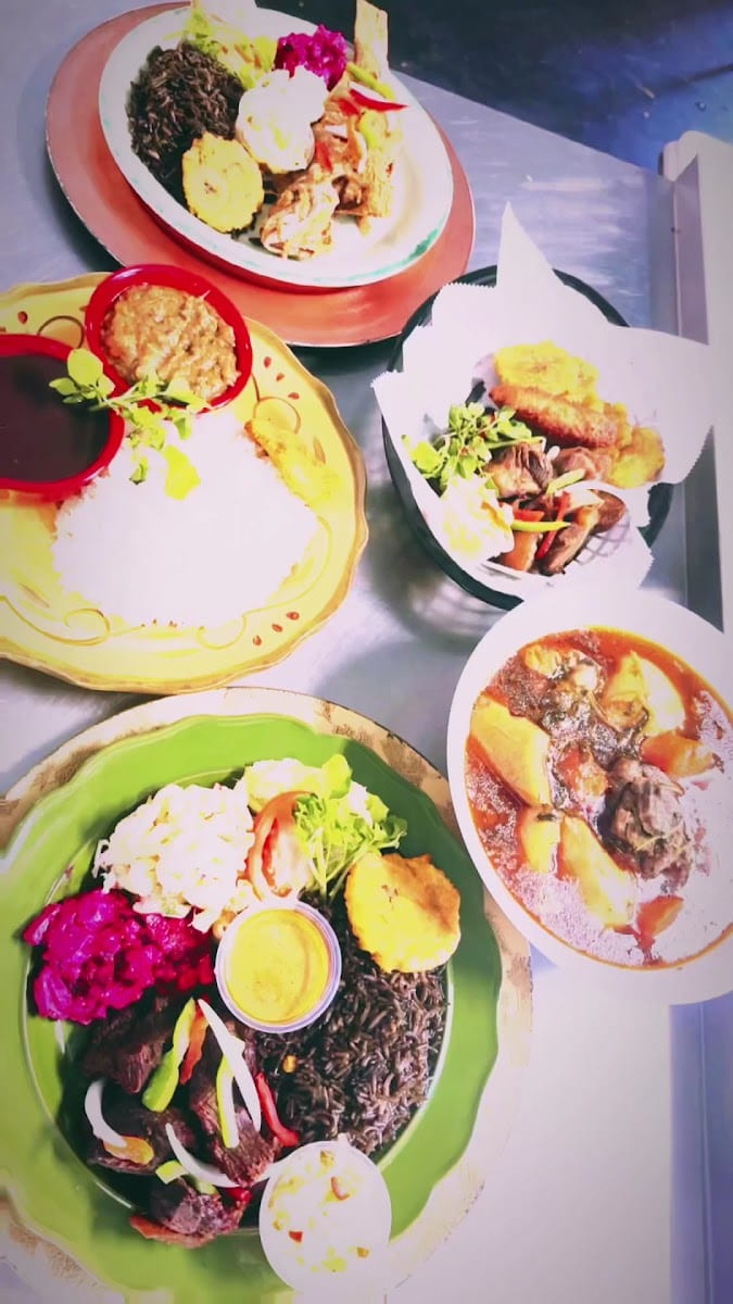 Karibean Fresh Market & Deli, photo 2