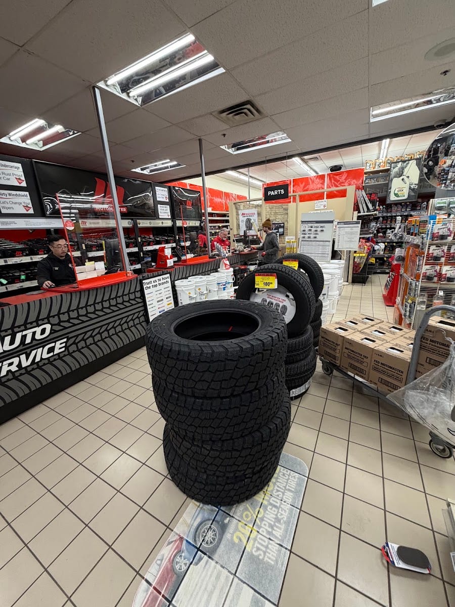 Canadian Tire - Lawrence & Allen Rd., photo 4