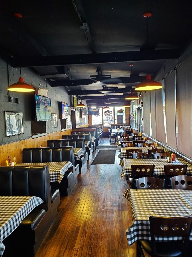 Salvatore's Old Fashioned Pizzeria, photo 2